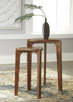Ashley Brynnleigh Accent Table Set ...