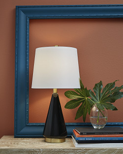Ashley Ackson Table Lamp