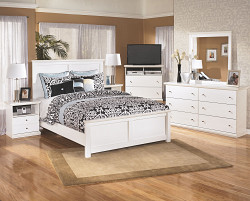 Ashley Bostwick Shoals White 4 Pc. ...